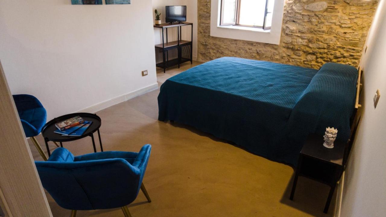 111 Apartments & Rooms 파티 외부 사진