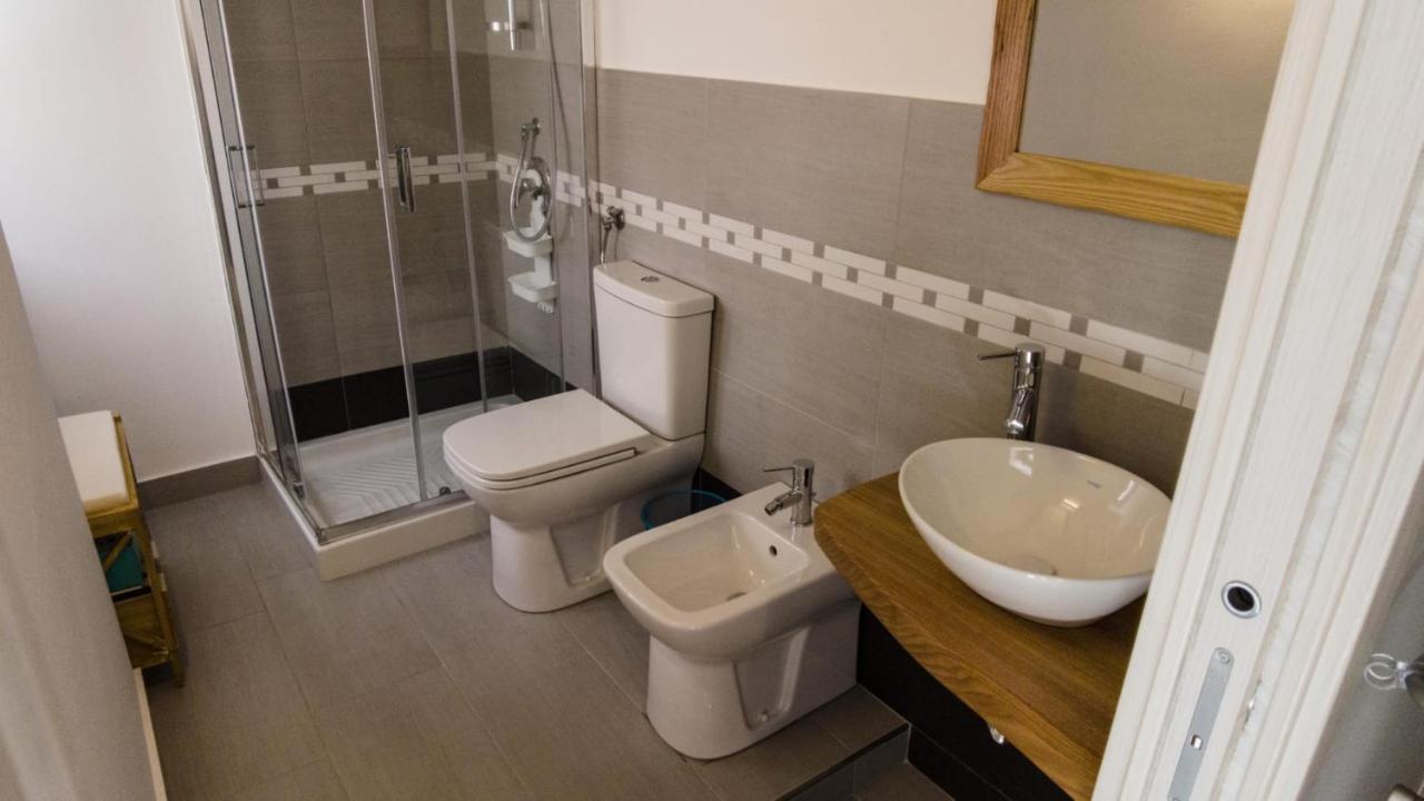 111 Apartments & Rooms 파티 외부 사진