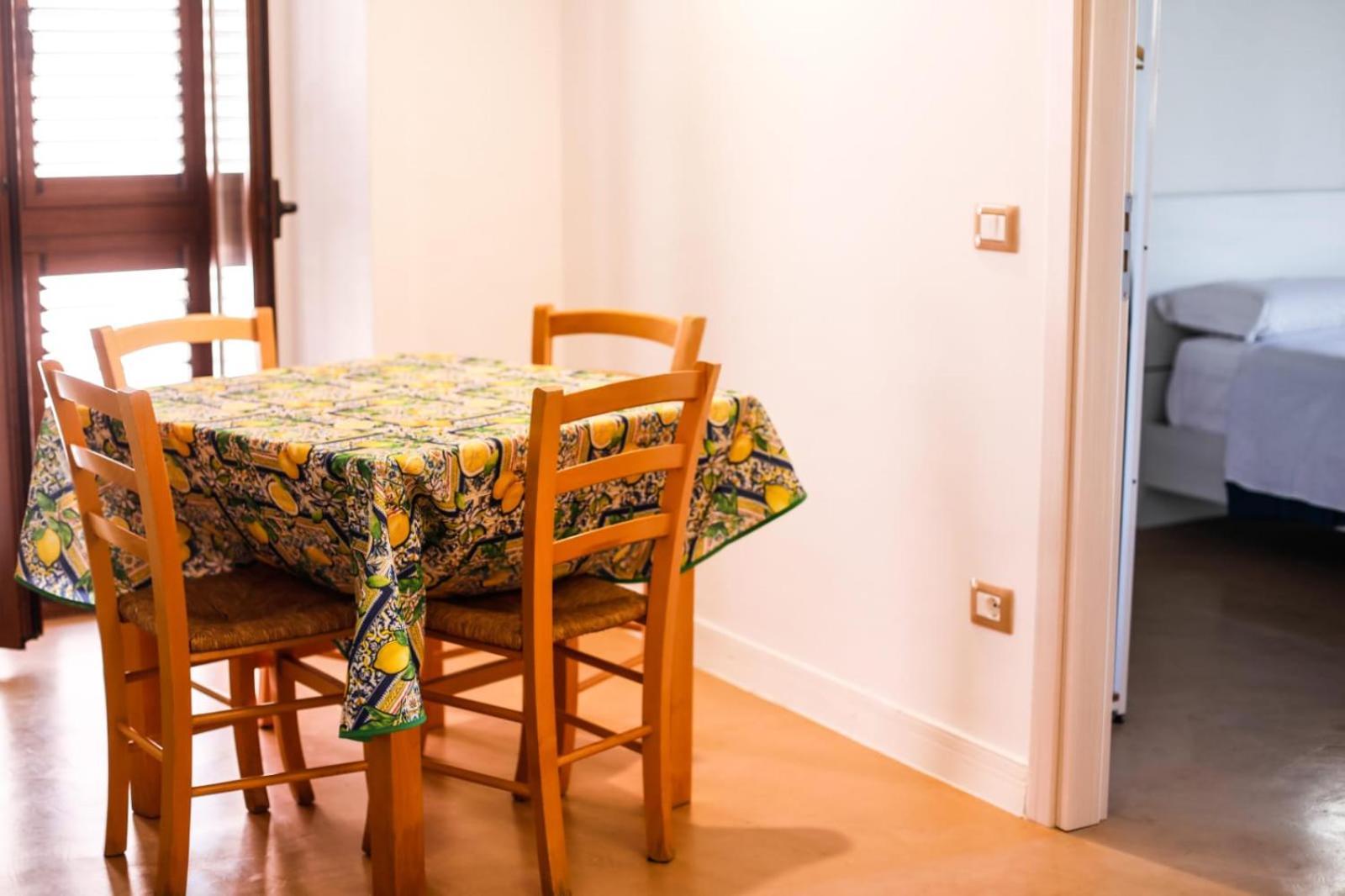 111 Apartments & Rooms 파티 외부 사진